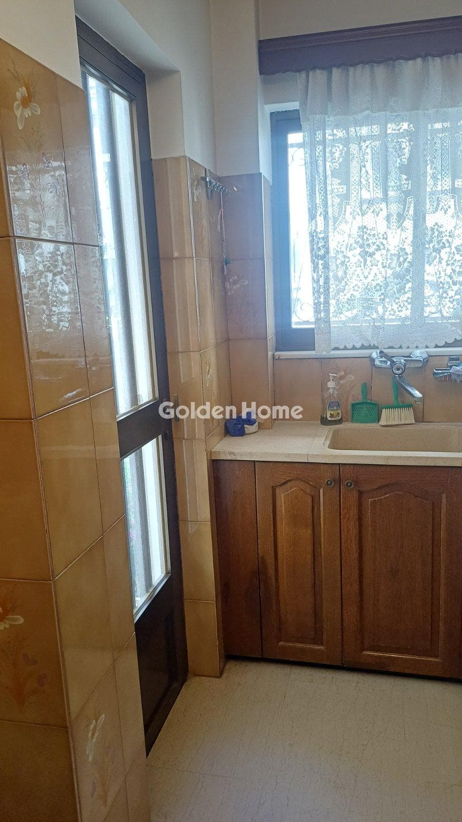 Apartment in Evaggelistria, Piraeus — Photo 8 of 18