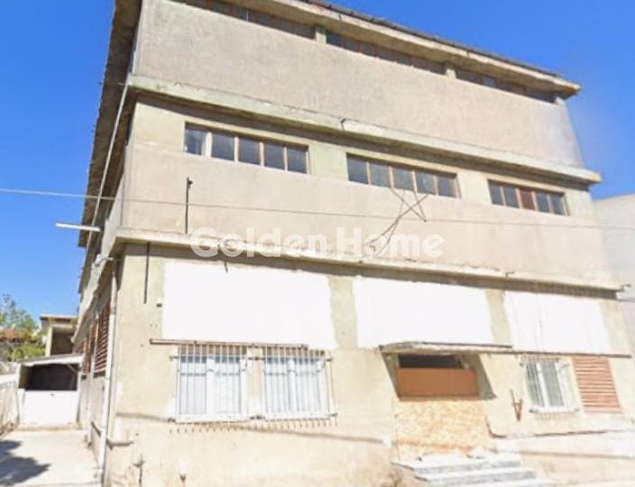 Βιομηχανικός Χώρος στην Κέντρο, Άγιος Στέφανος — Φωτογραφία 2 από 3