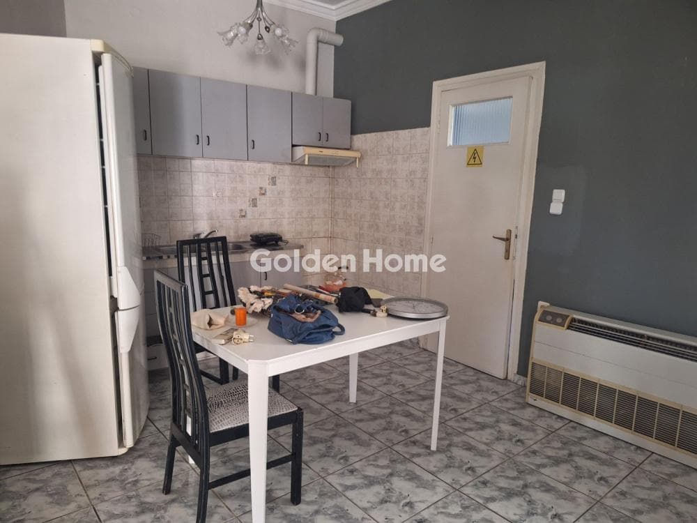 House in Peristeri, Peristeri — Photo 5 of 17