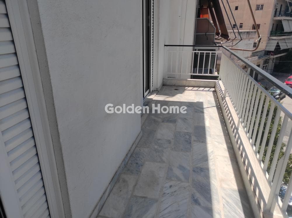 Apartment in Aspra Chomata, Nikaia — Photo 5 of 18