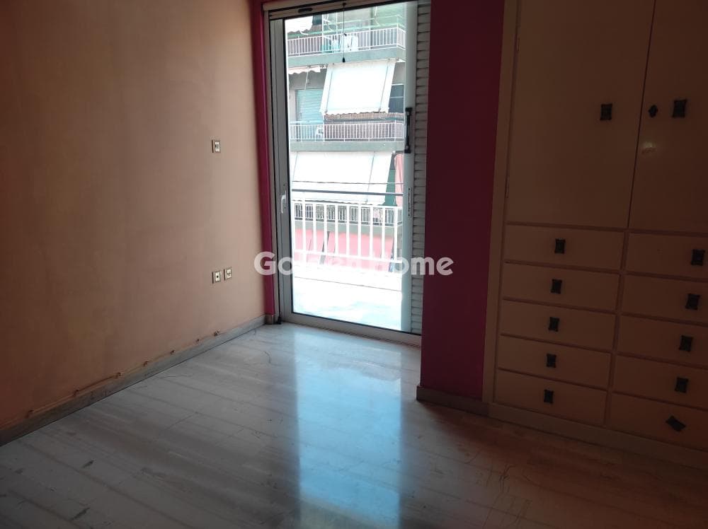 Apartment in Aspra Chomata, Nikaia — Photo 10 of 18