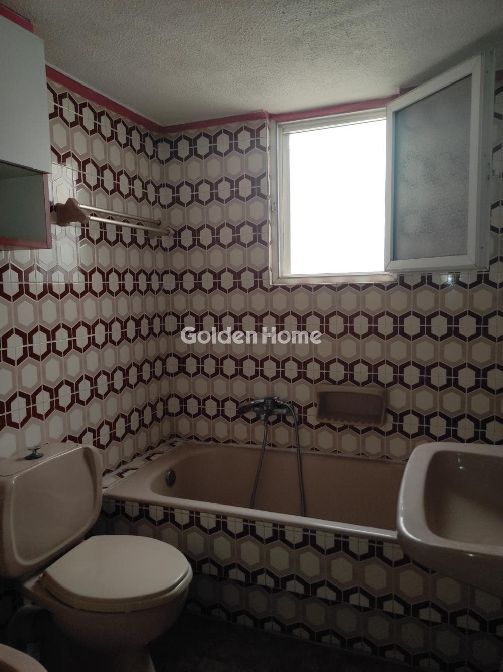 Apartment in Aspra Chomata, Nikaia — Photo 12 of 18
