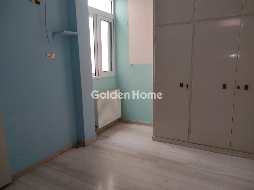 Apartment in Aspra Chomata, Nikaia — Photo 15 of 18