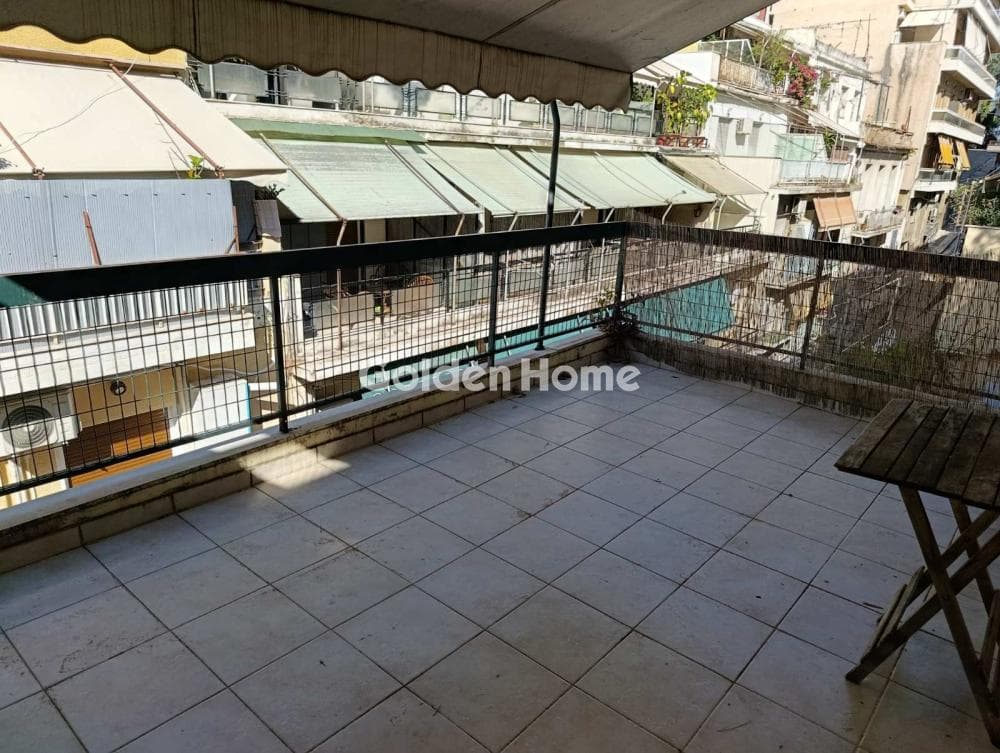 Apartment in Strefi, Exarchia - Neapoli — Photo 1 of 16