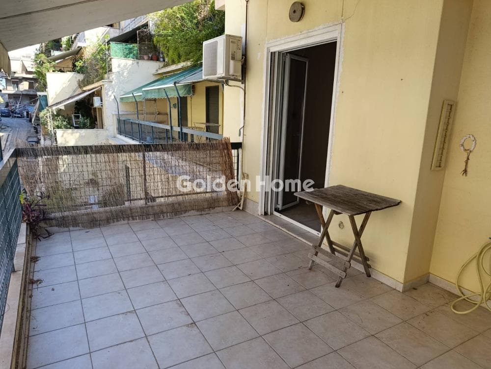 Apartment in Strefi, Exarchia - Neapoli — Photo 2 of 16
