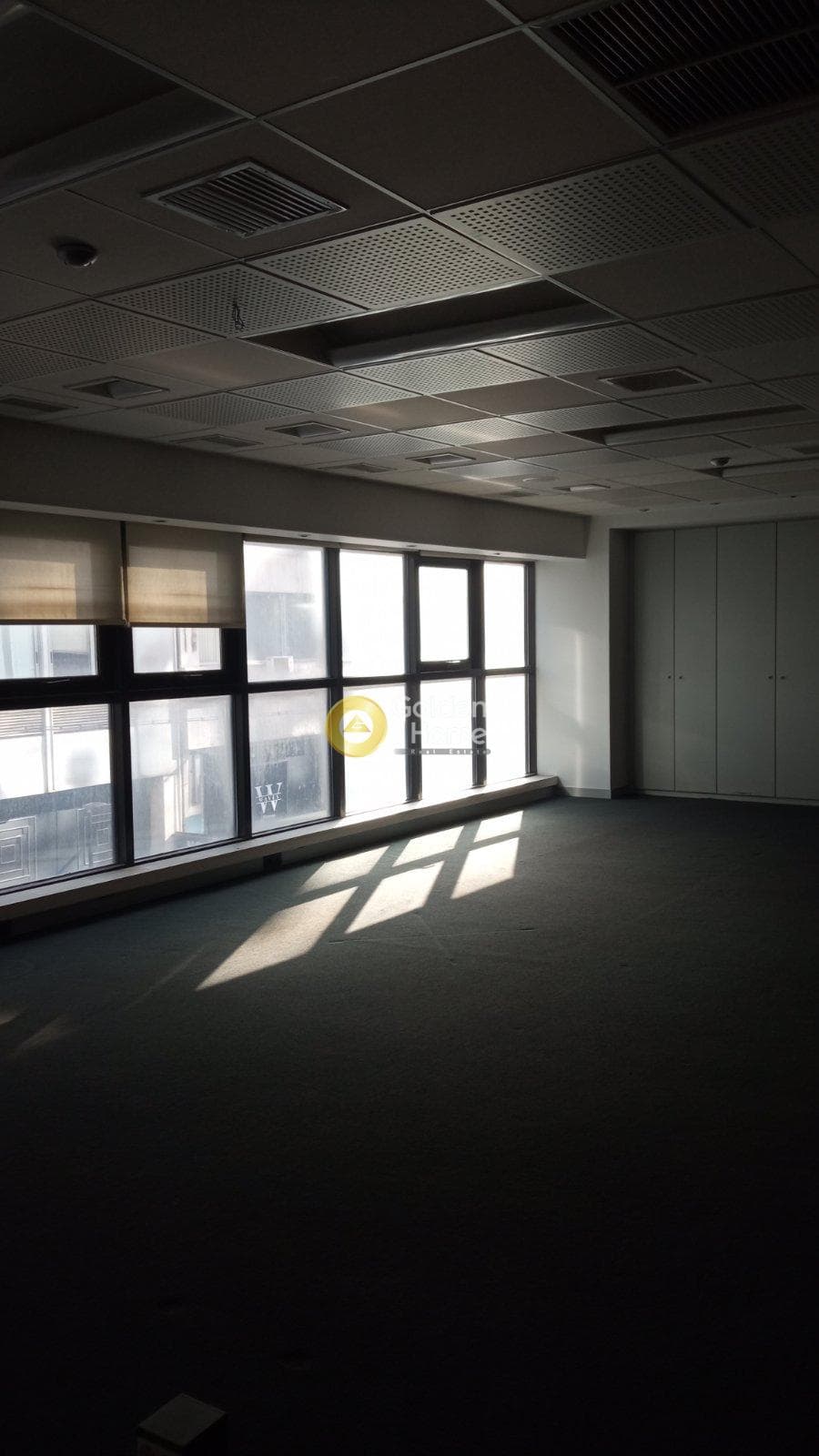 Office in Terpsithea, Piraeus — Photo 18 of 25