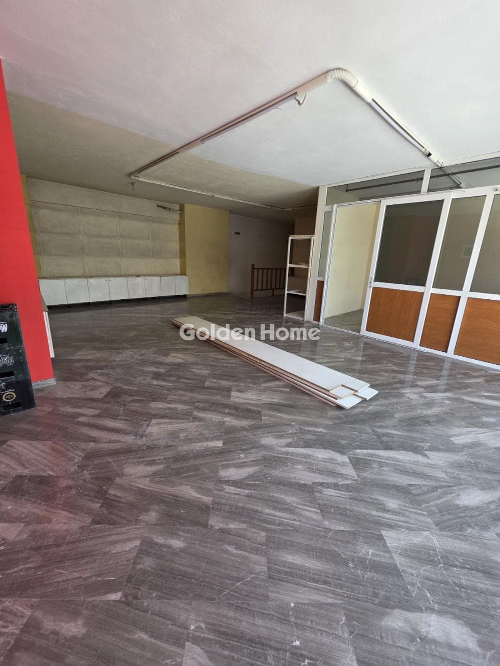 Retail Store in Filakes - Athlitiko Kentro, Koridallos — Photo 20 of 21