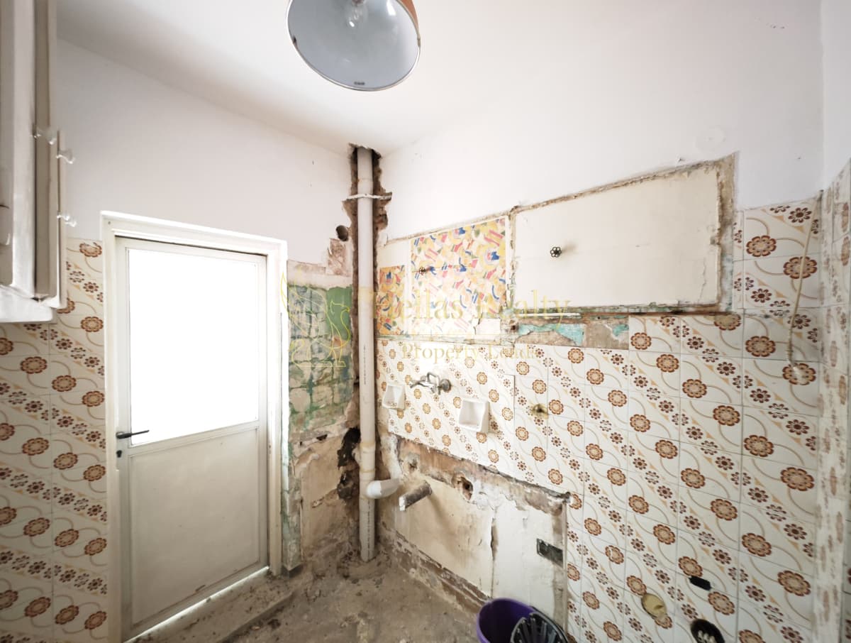 Apartment in Plateia Anagenniseos, Kaisariani — Photo 5 of 8