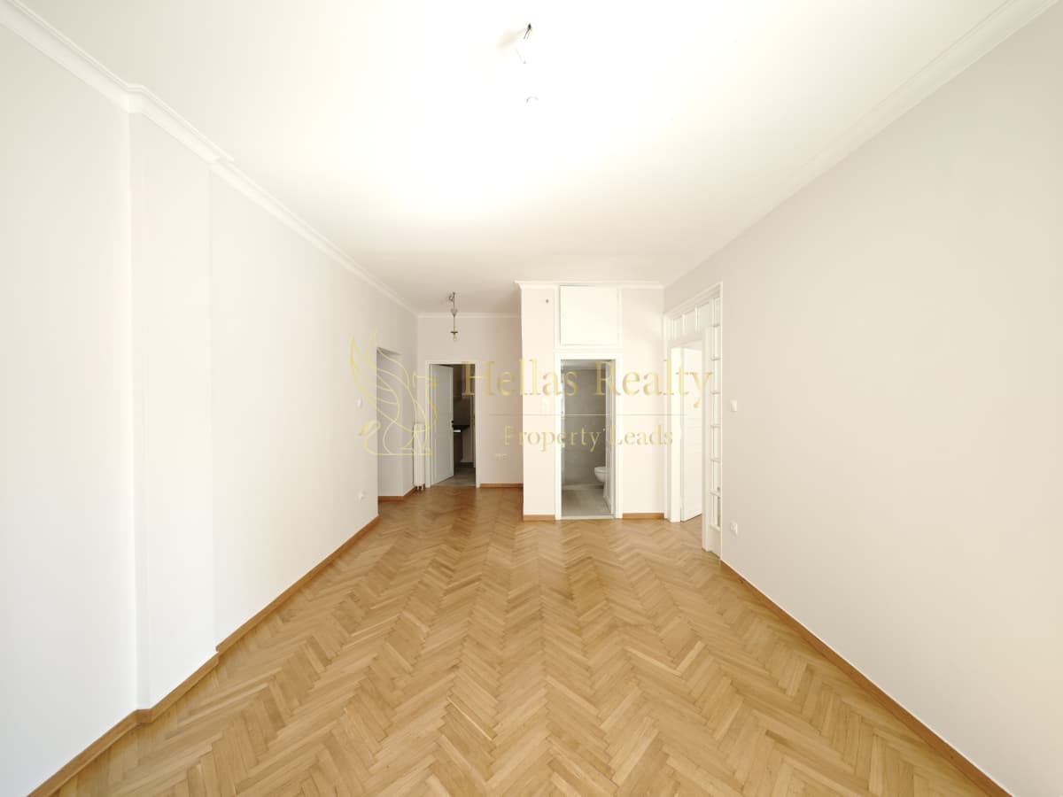 Office in Mouseio, Exarchia - Neapoli — Photo 3 of 14