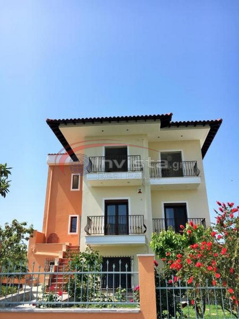 House in Metamorfosi, Ormilia — Photo 2 of 23