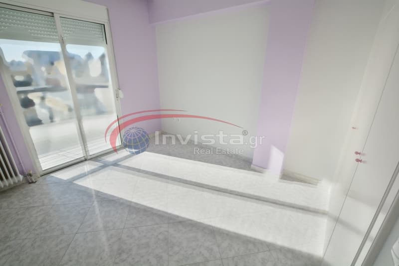 Apartment in Nea Krini, Kalamaria — Photo 8 of 25