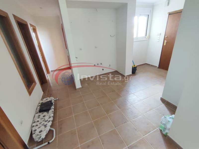 House in Panorama, Panorama — Photo 16 of 25