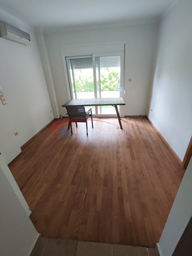 House in Panorama, Panorama — Photo 9 of 25