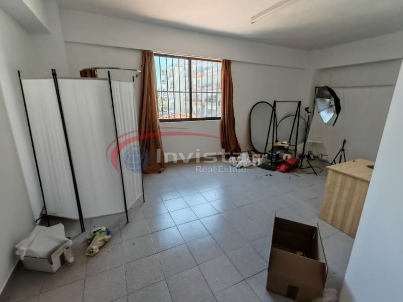 Ελαφρύς Βιομηχανικός Χώρος στην Ζωοδόχου Πηγής, Αμπελόκηποι — Φωτογραφία 12 από 17