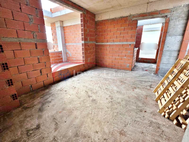 Apartment in Center, Thermi — Photo 2 of 13