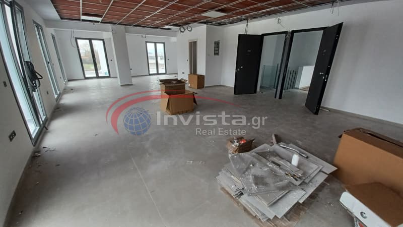 Retail Store in Center, Thermi — Photo 6 of 20