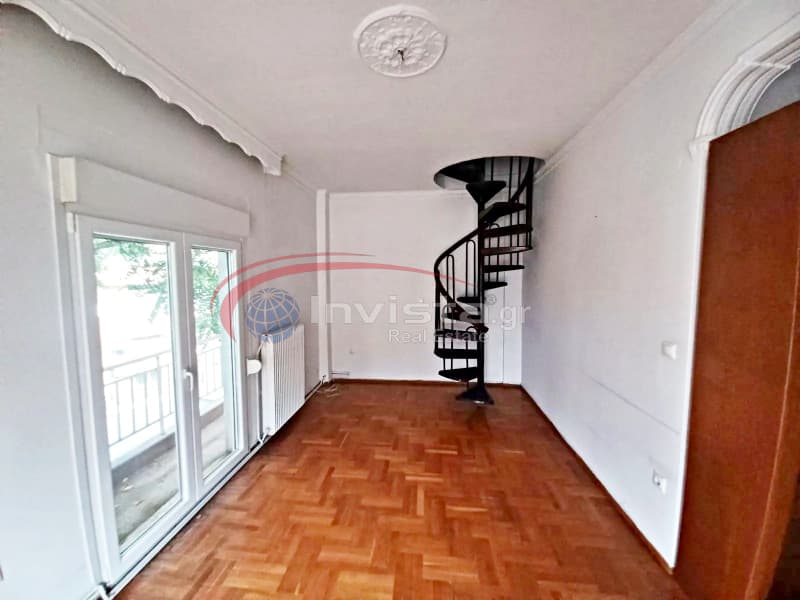 Apartment in Riga Feraiou, Neapoli — Photo 3 of 14
