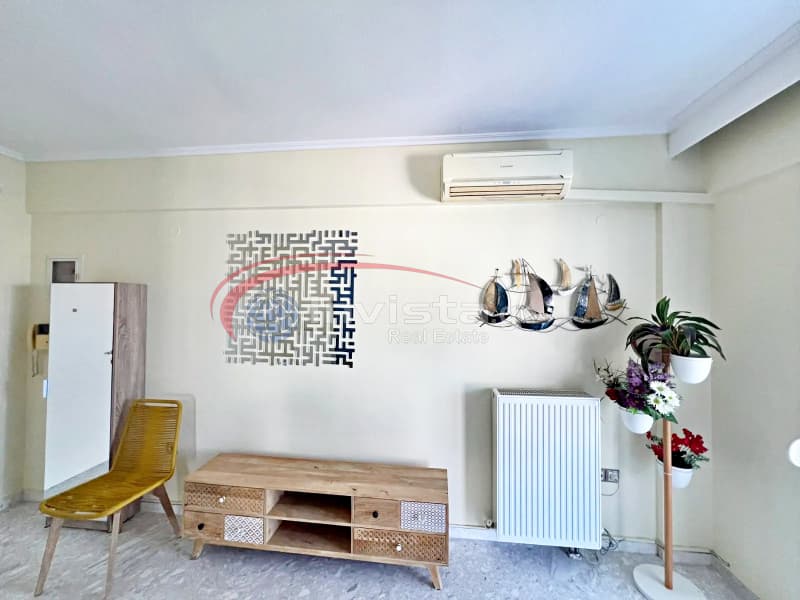 Apartment in Peraia, Peraia — Photo 2 of 17