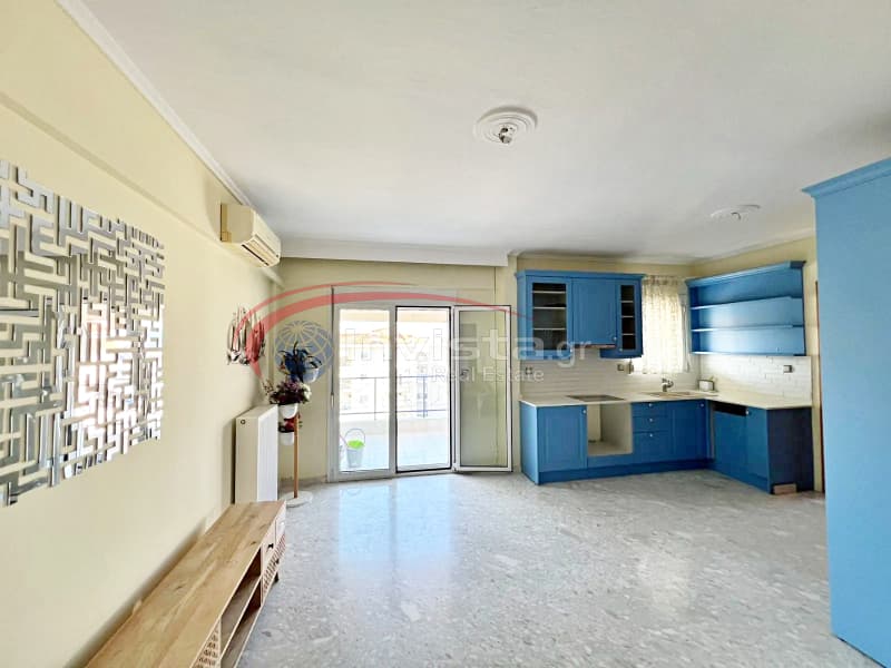 Apartment in Peraia, Peraia — Photo 1 of 17