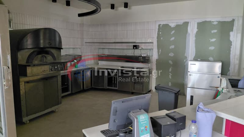 Retail Store in Center, Thermi — Photo 5 of 9