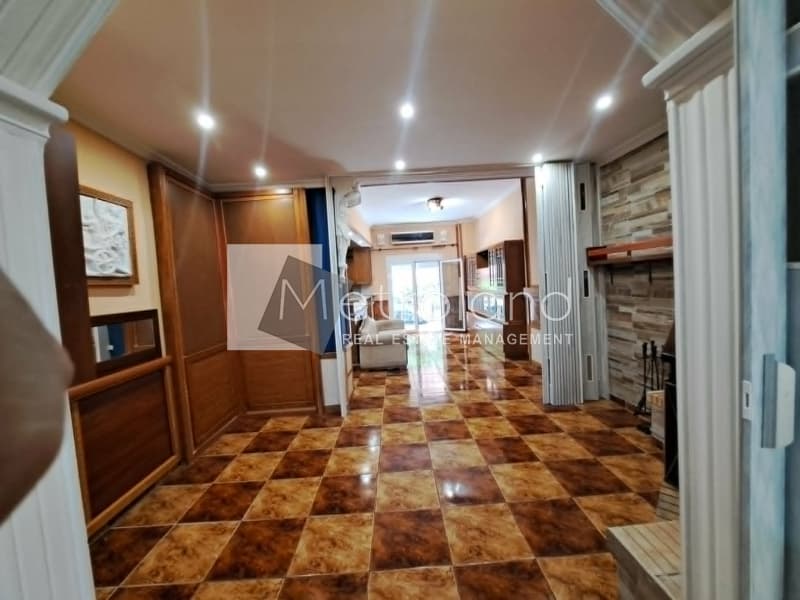 Apartment in Aspra Chomata, Nikaia — Photo 17 of 25