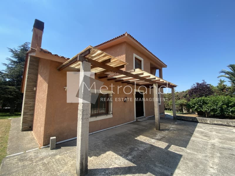 House in Center, Penteli — Photo 1 of 27