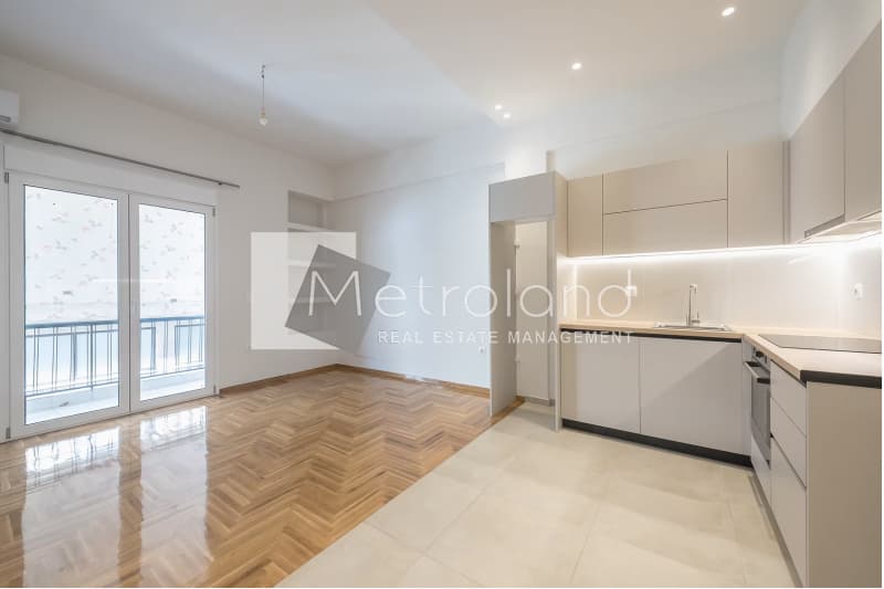 Apartment in Politechnioupoli, Zografou — Photo 5 of 15