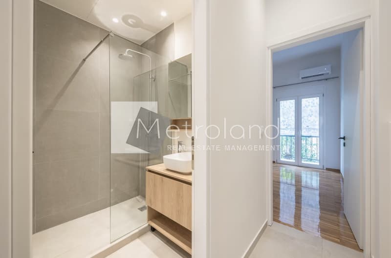 Apartment in Politechnioupoli, Zografou — Photo 12 of 15
