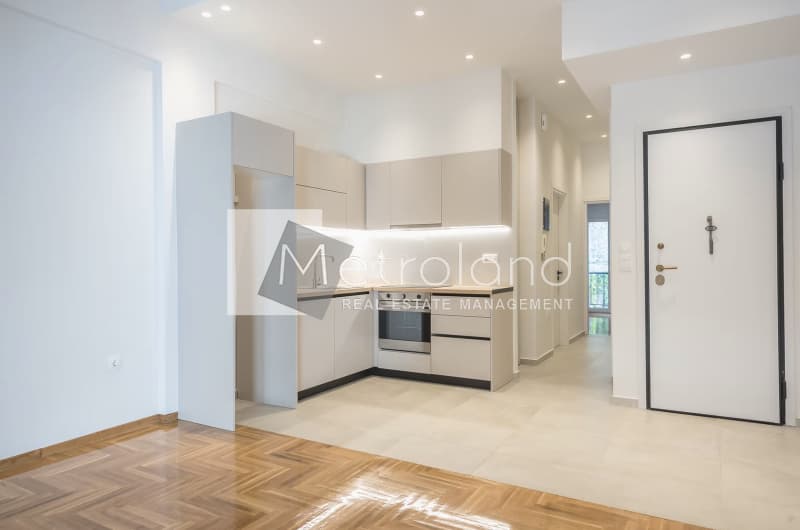 Apartment in Politechnioupoli, Zografou — Photo 1 of 15