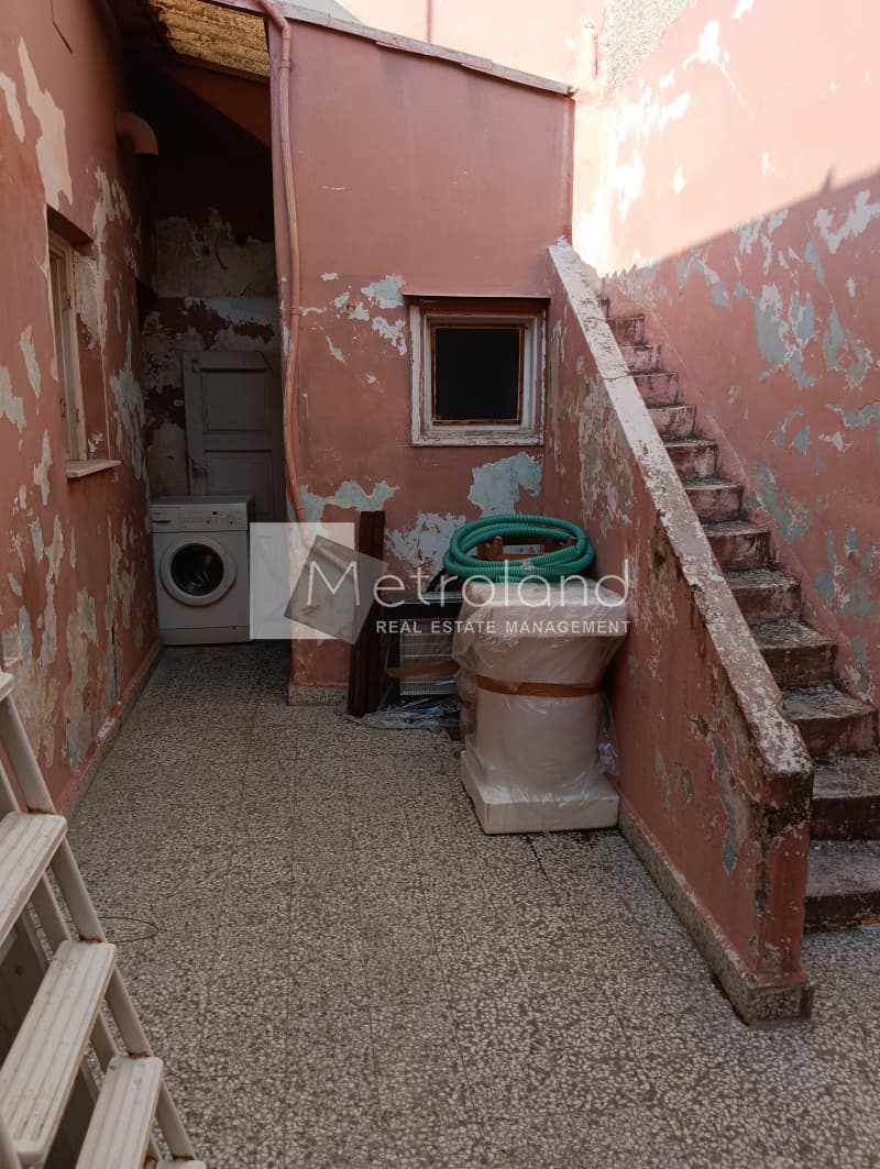 Μονοκατοικία στην Αμφιάλη, Κερατσίνι — Φωτογραφία 2 από 5