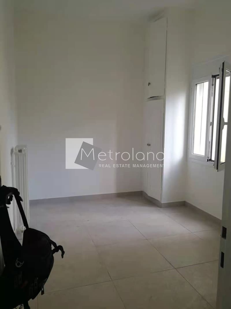 Apartment in Center, Dafni — Photo 2 of 4