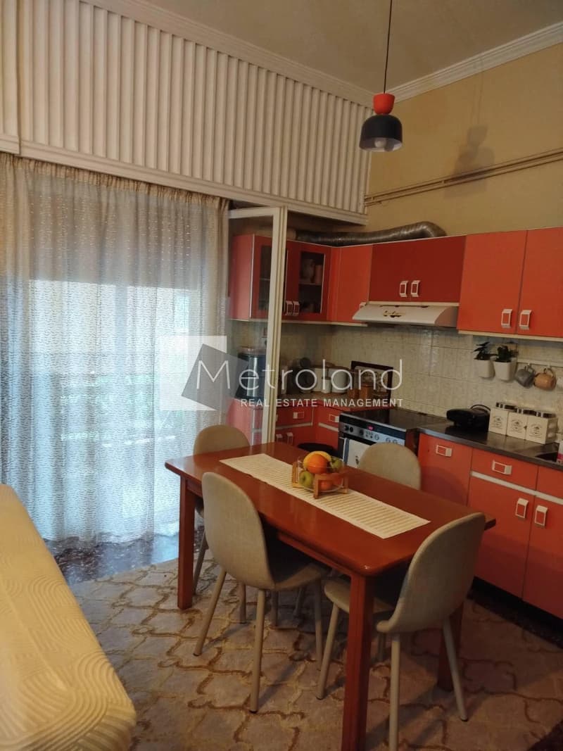 Διαμέρισμα στην Άγιος Γεώργιος, Νίκαια — Φωτογραφία 1 από 6