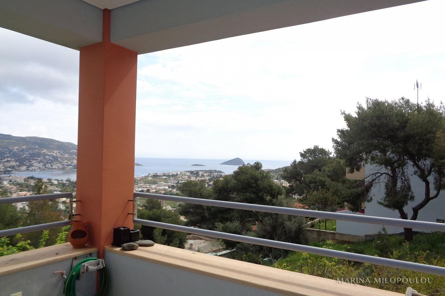 House in Porto Rafti, Vravrona — Photo 1 of 24