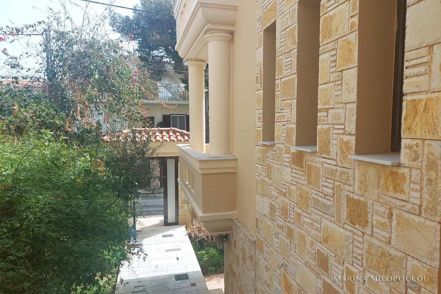 House in Korbi, Vari - Varkiza — Photo 1 of 30