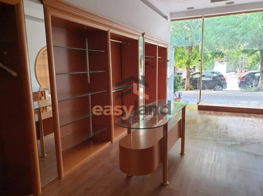 Κατάστημα στην Αγία Σοφία, Πάτρα — Φωτογραφία 2 από 6