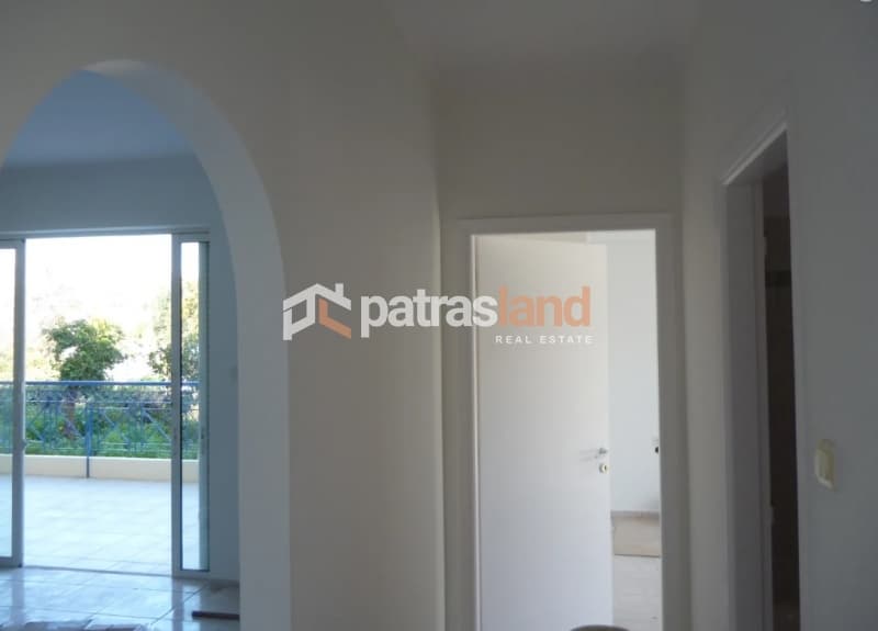 Apartment in Eglykada, Patra — Photo 11 of 20