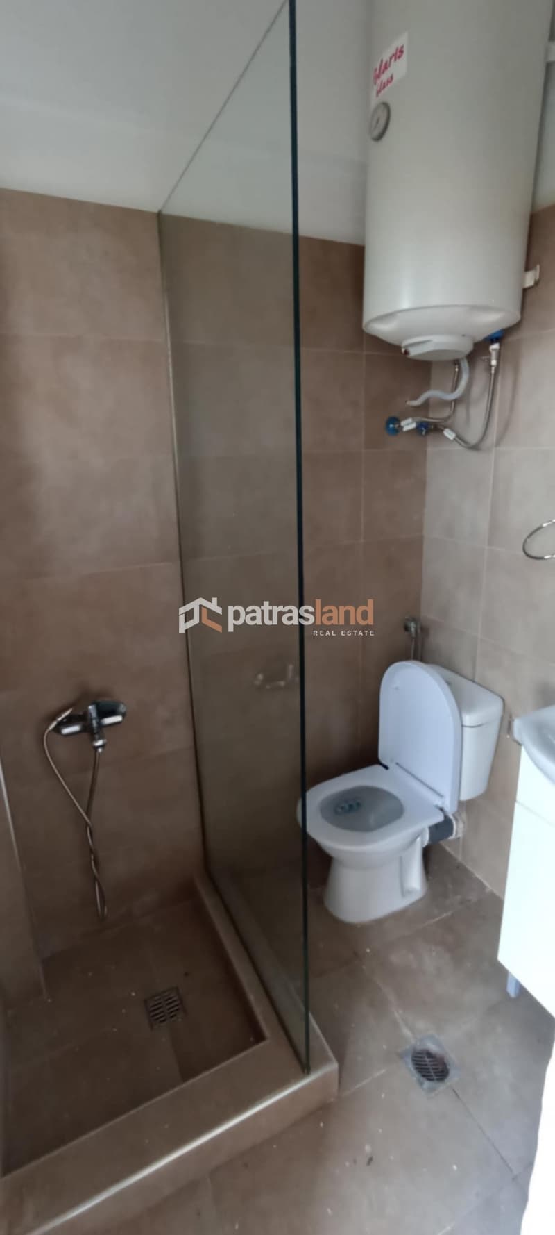 Apartment in T.E.I., Patra — Photo 10 of 17