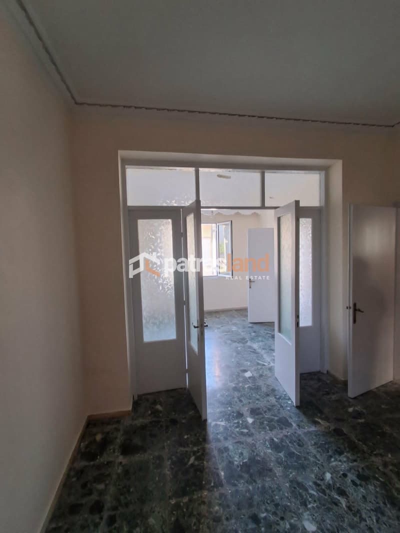 House in Agiοi Apostoli, Patra — Photo 8 of 30