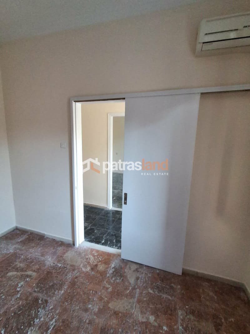 House in Agiοi Apostoli, Patra — Photo 14 of 30