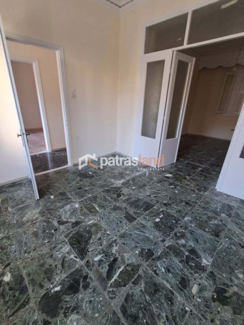 House in Agiοi Apostoli, Patra — Photo 6 of 30