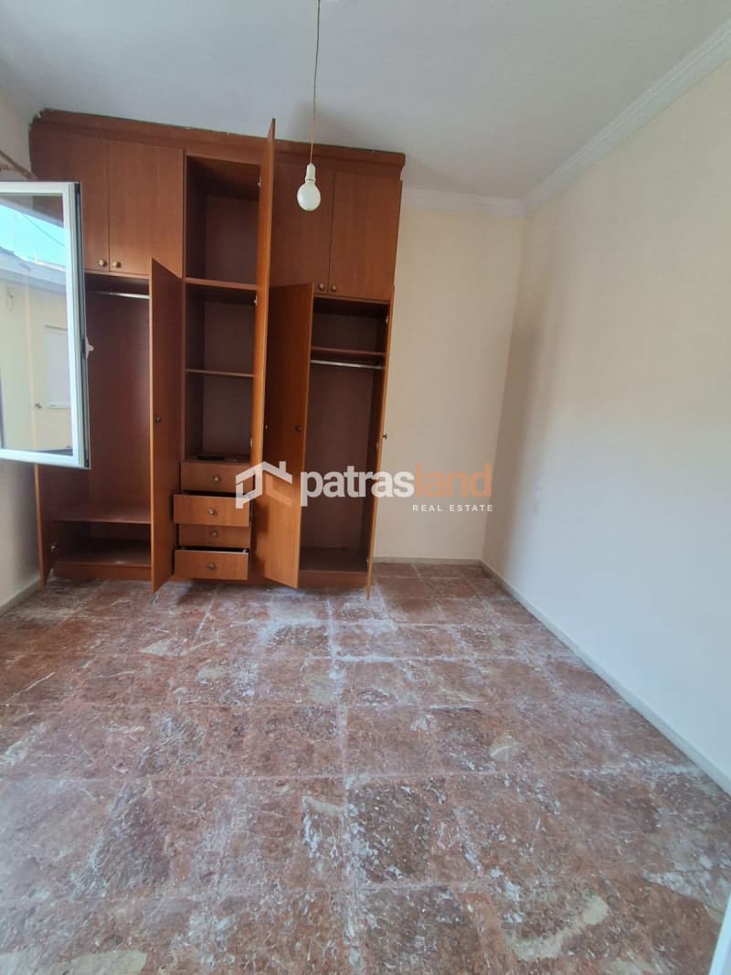 House in Agiοi Apostoli, Patra — Photo 4 of 30