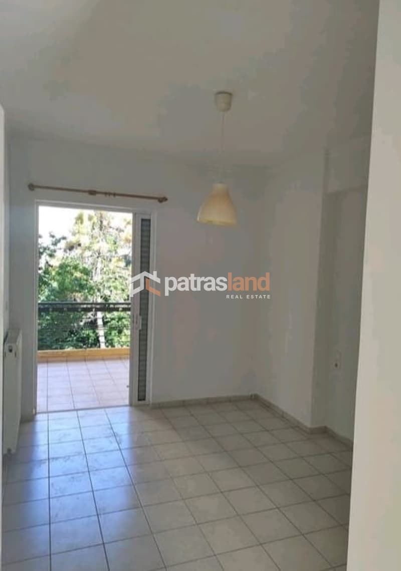 Διαμέρισμα στην Τερψιθέα (Πελεκάνος), Πάτρα — Φωτογραφία 3 από 8