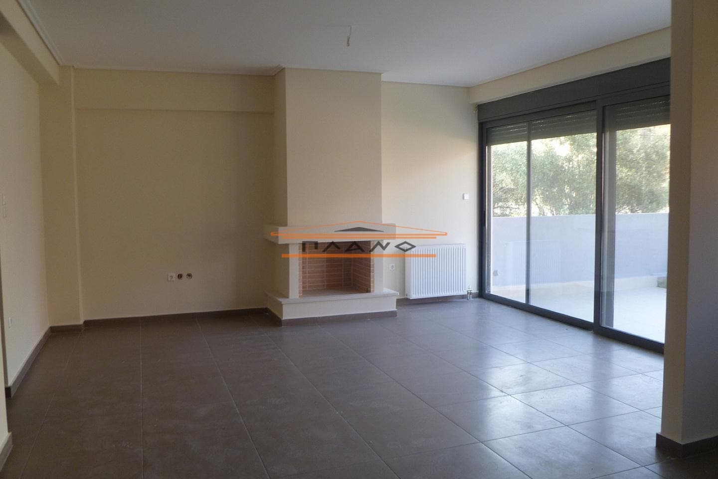 House in Κέντρο, Kalivia Thorikou — Photo 2 of 5