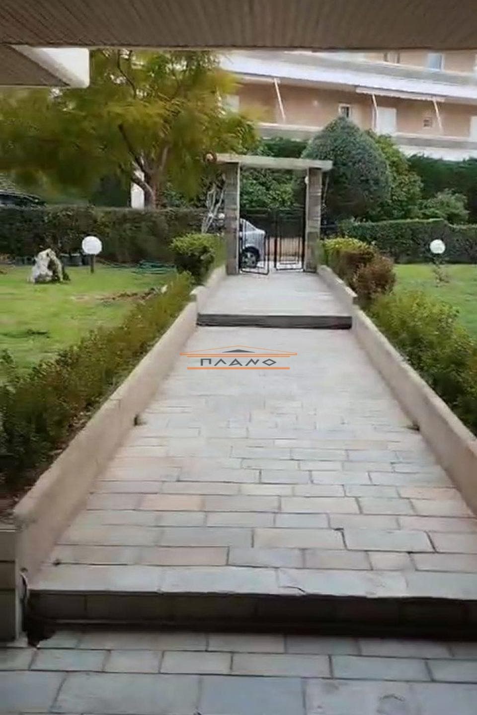 Διαμέρισμα στην Αιξωνή, Γλυφάδα — Φωτογραφία 1 από 9