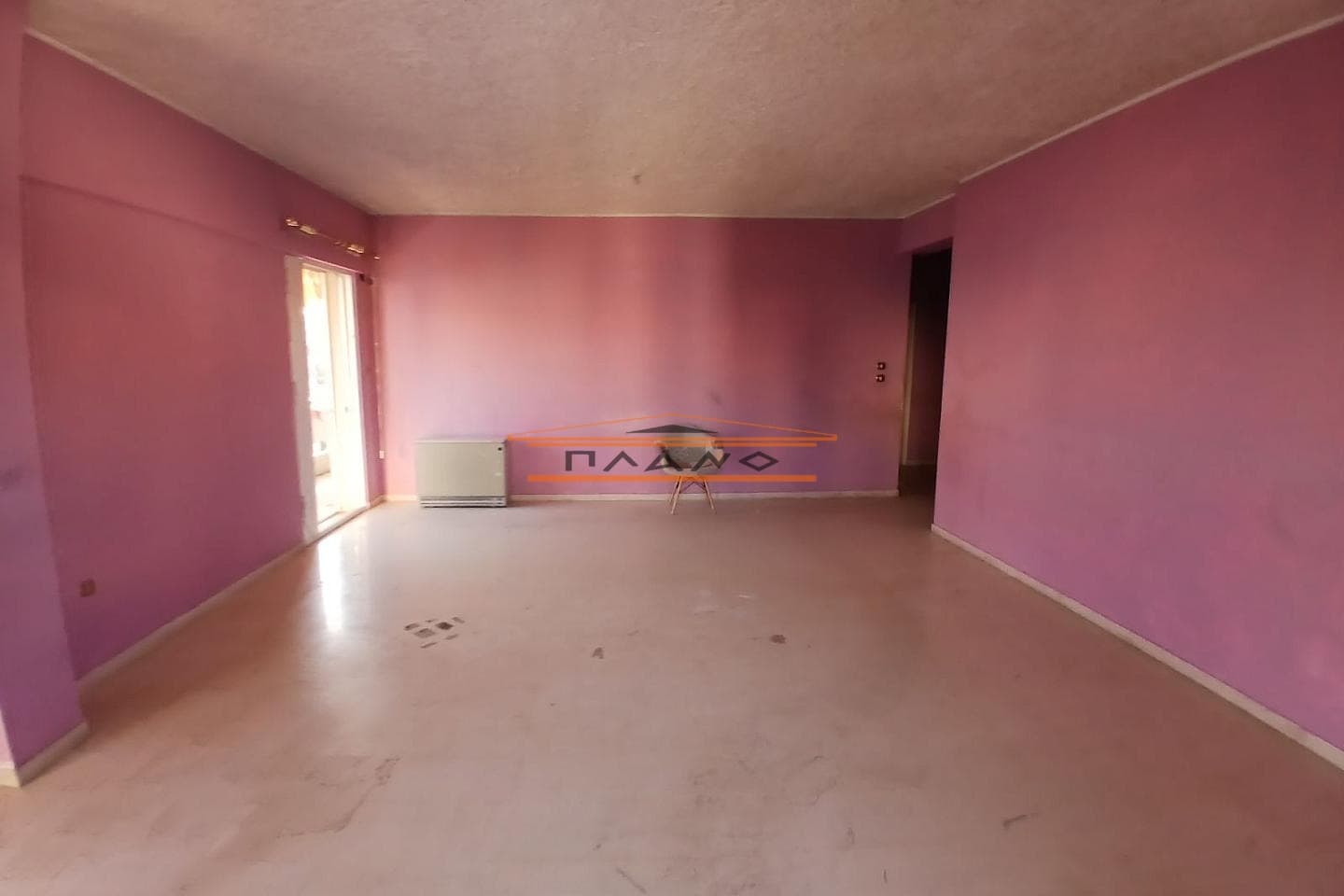 Apartment in Trocadero, Palaio Faliro — Photo 2 of 6