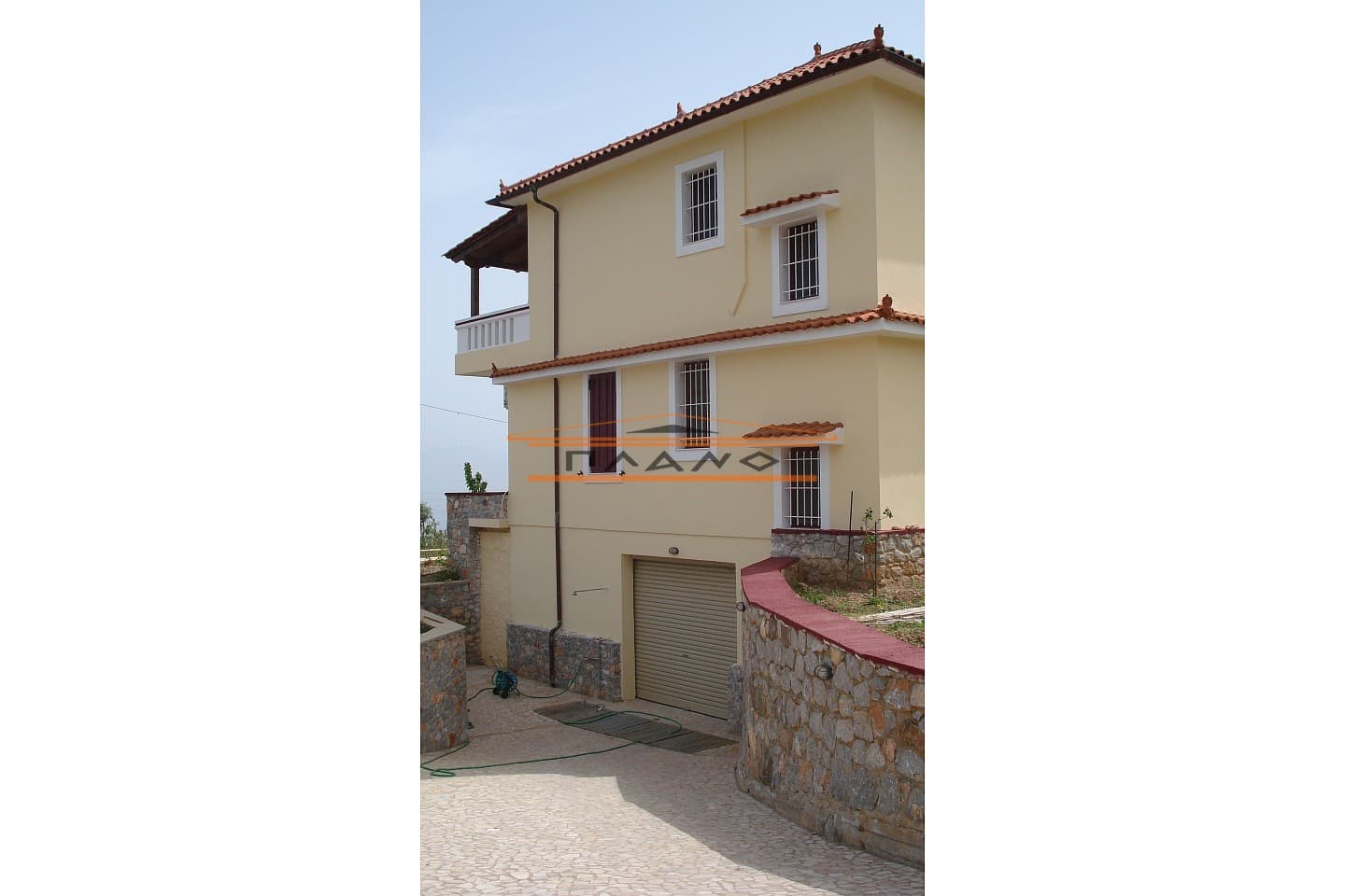 House in Center, Methana — Photo 13 of 24