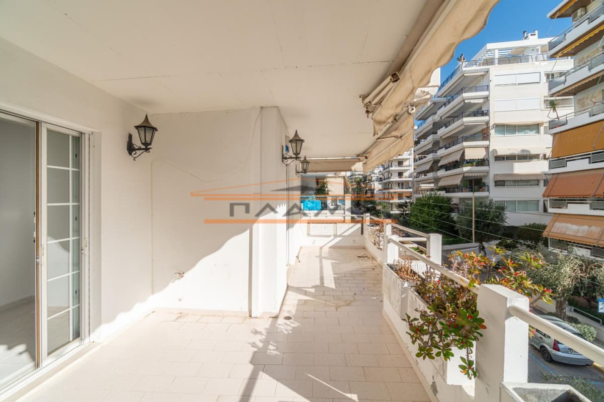 Διαμέρισμα στην Ρέμα Πικροδάφνης, Παλαιό Φάληρο — Φωτογραφία 2 από 17