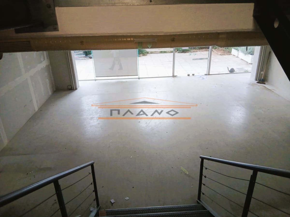 Κατάστημα στην Άγιος Πέτρος, Παλαιό Φάληρο — Φωτογραφία 1 από 6