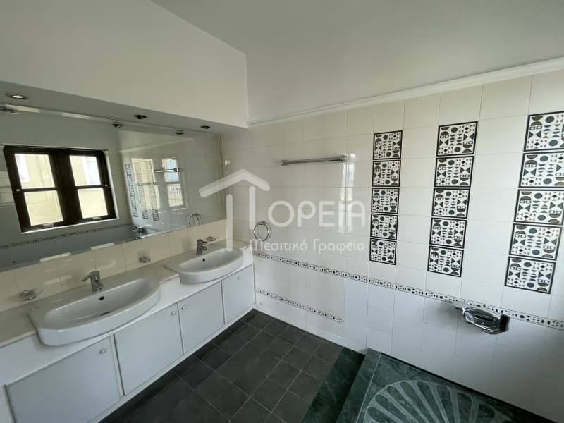 House in Saronida, Saronida — Photo 18 of 30