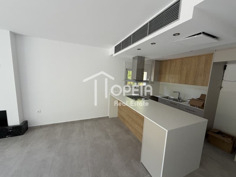 Apartment in Saronida, Saronida — Photo 2 of 19